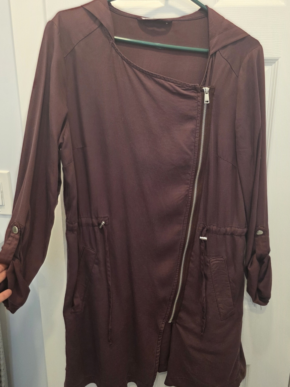Dex Casual Hooded Jacket in Plum/Burgundy